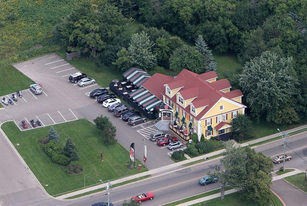 Auberge Gabriele Inn Shediac Exterior photo